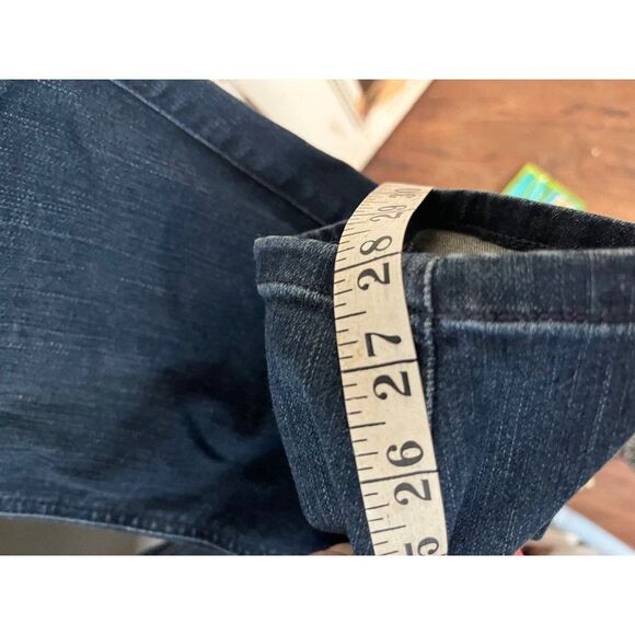 Torrid size 24r 24 regular premium bombshell skinny jeans 28” inseam. - Picture 5 of 6